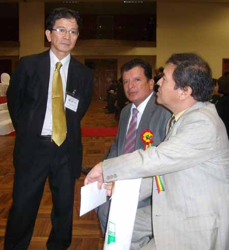 Alcalde, Angel Cosio y Dip. Nagakani