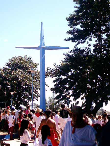 al fondo la Cruz Alta