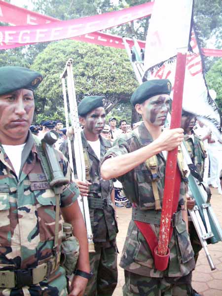 jóvenes premilitares riberalteños