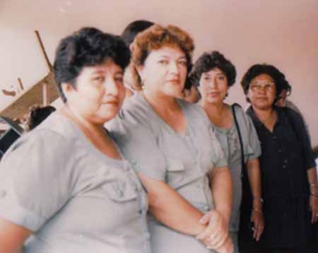 profesoras del kindergarten Benito Juárez